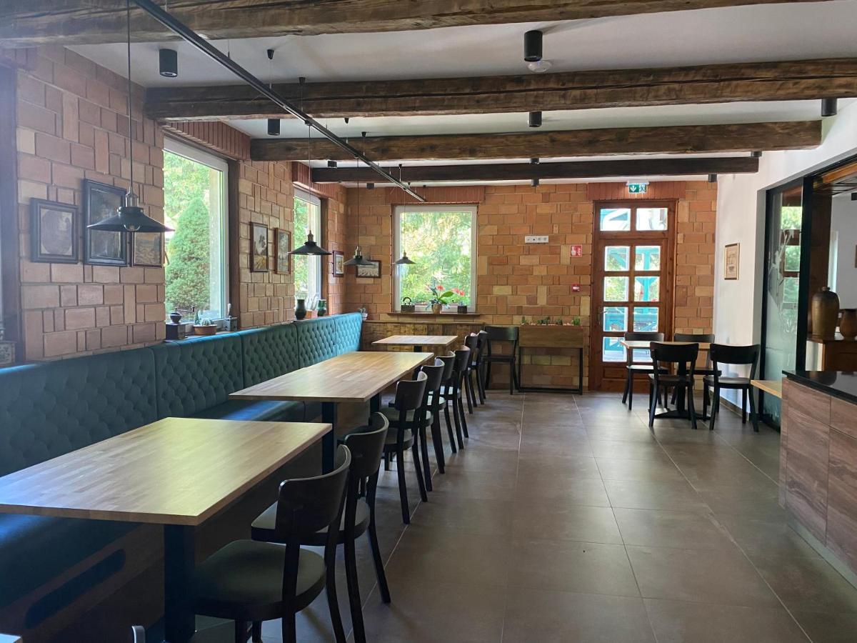 A Fogado Acomodação com café da manhã Bicske Exterior foto